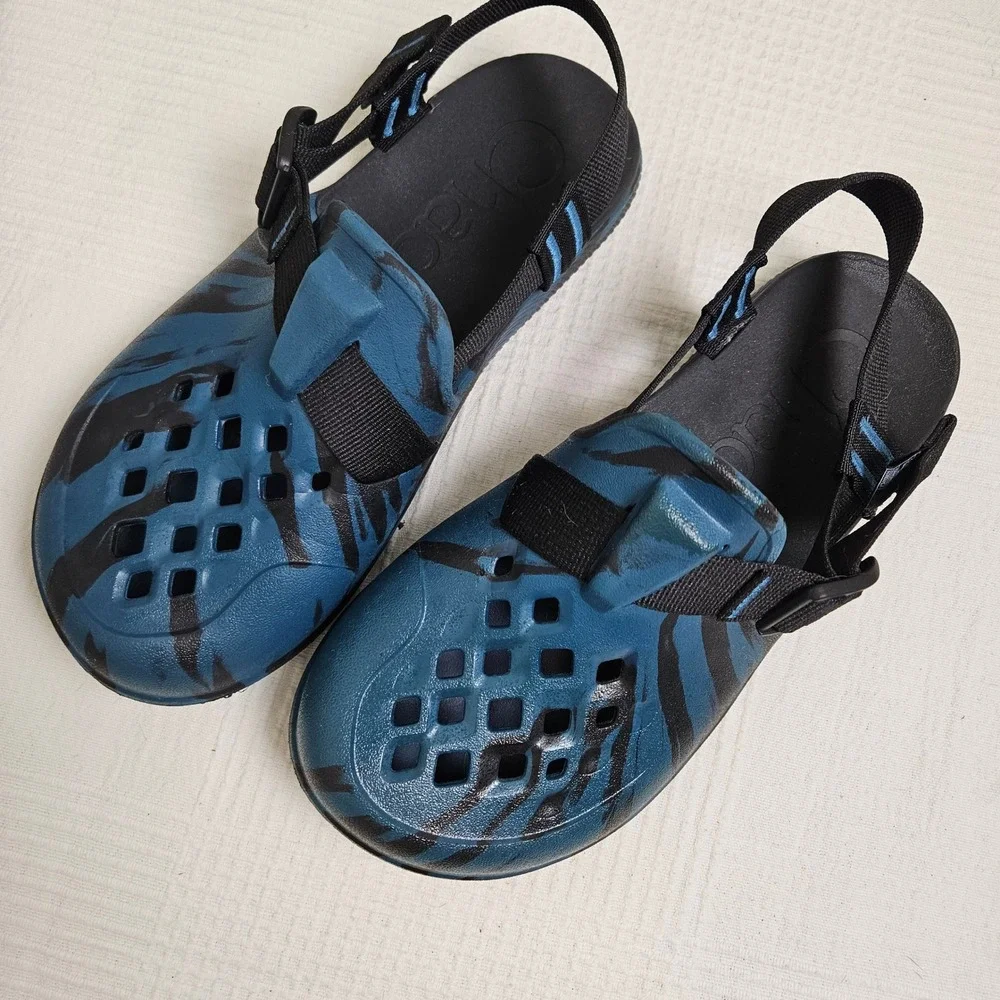 Chaco Chillo Clogs Men's 8 Blue‎ Black Swirl Slip On Lightweight Shoes Sandals